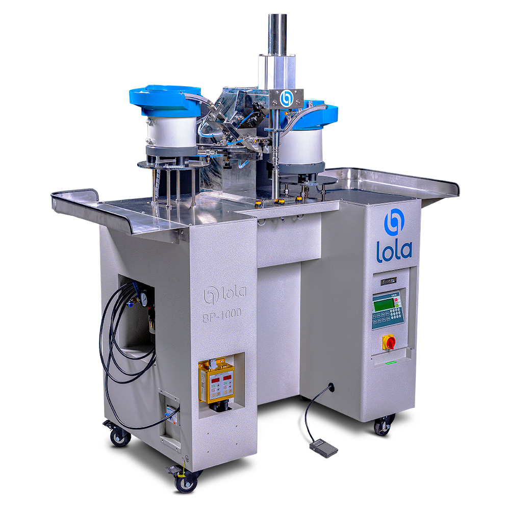 Auto Top Button Attaching Machine